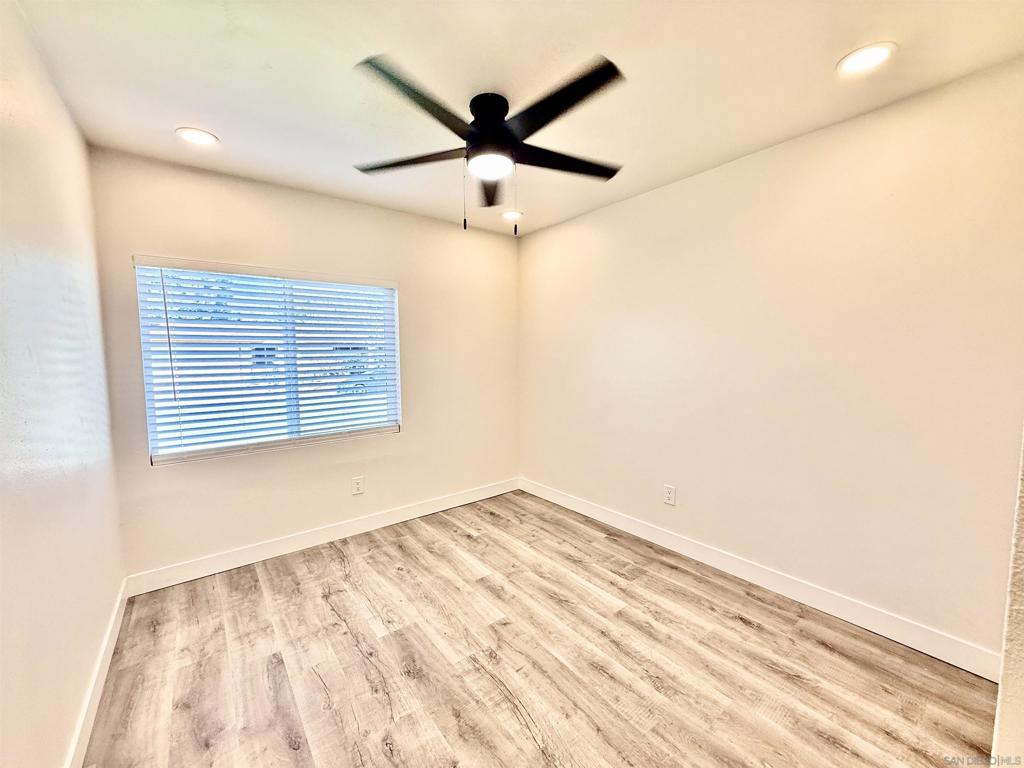 MLS #250042601SD image #15