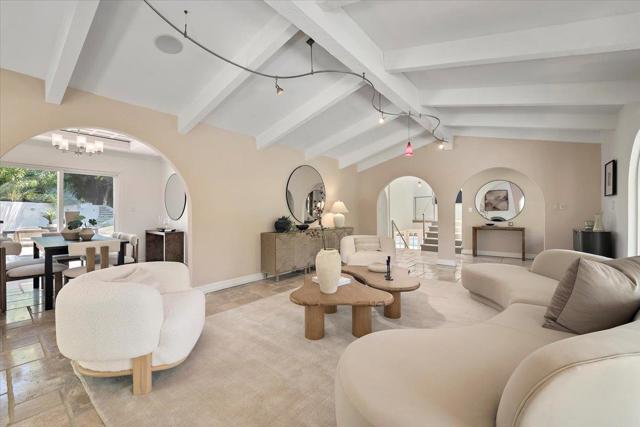 17274 Verdes Robles, Los Gatos CA: https://media.crmls.org/mediaz/43691bd0-8526-4cb8-8bbe-25d064078f35.jpg