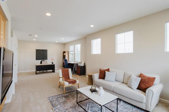25657 Crestfield Dr, Castro Valley CA: https://media.crmls.org/mediaz/4369ebc7-3453-478c-b649-c020d64fa85a.jpg