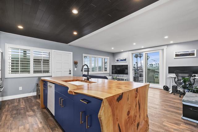 MLS #250030505SD image #21