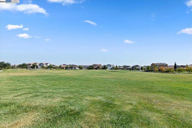5360 Trimonti Cir, Antioch CA: https://media.crmls.org/mediaz/436afc8d-797c-4f42-85b7-5944ce83df80.jpg