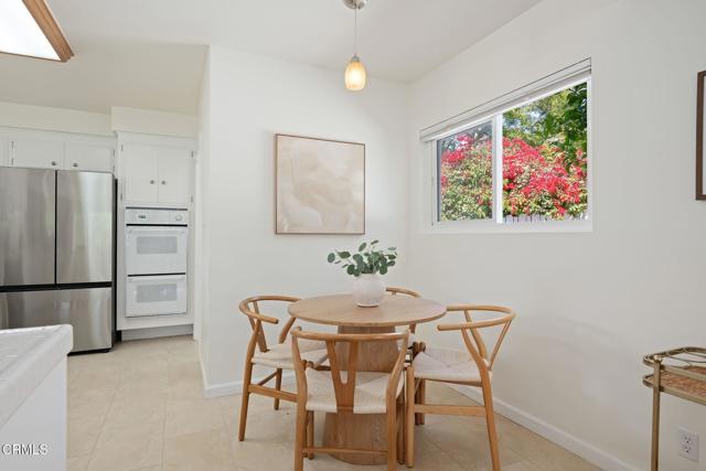 Detail Gallery Image 13 of 33 For 1111 Crestline Dr, Santa Barbara,  CA 93105 - 3 Beds | 2/1 Baths