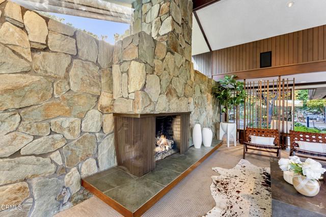 Detail Gallery Image 7 of 67 For 1345 Carnarvon Dr, Pasadena,  CA 91103 - 2 Beds | 2 Baths