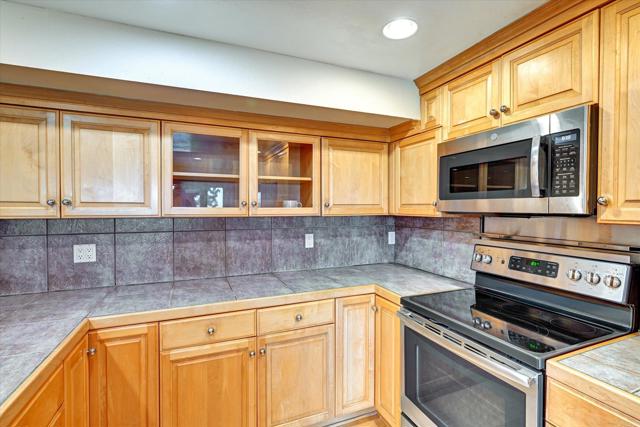 Detail Gallery Image 7 of 45 For 13092 Caminito Del Rocio, Del Mar,  CA 92014 - 2 Beds | 2 Baths