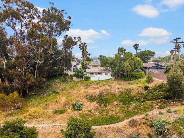 1738 33rd Street, San Diego CA: https://media.crmls.org/mediaz/436cefcf-9f0d-4fa2-bdb4-362dc3a6427f.jpg