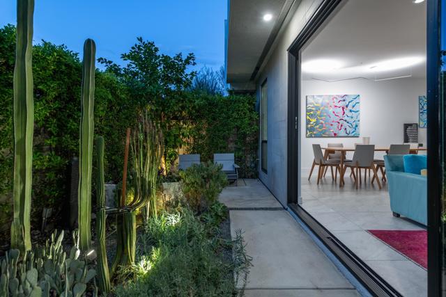 294 Mayfair Way, Palm Springs, CA 92264