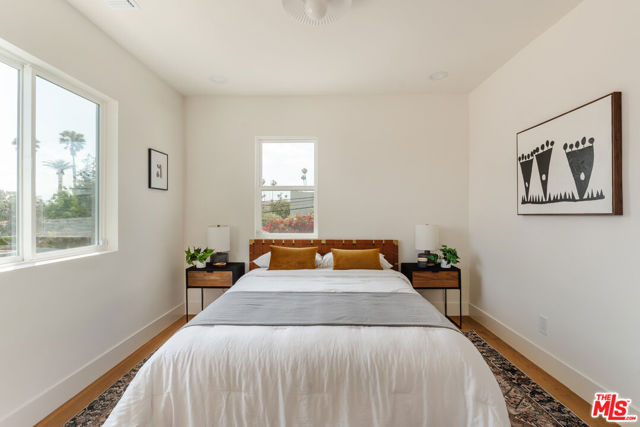 2221 Virginia Road, Los Angeles CA: https://media.crmls.org/mediaz/436d4b15-8734-4d43-9655-1d868590800e.jpg