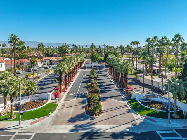 171 Avenida Las Palmas, Rancho Mirage CA: https://media.crmls.org/mediaz/436dfd97-cbce-4fbf-87be-cb186711038d.jpg