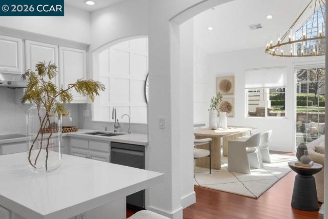 Image 17 of 52 For 172 Sugarloaf Ct