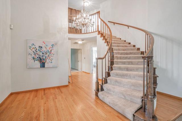 998 Mazzone Drive, San Jose CA: https://media.crmls.org/mediaz/436e39f2-c158-4663-b2f7-c6ef3d270133.jpg