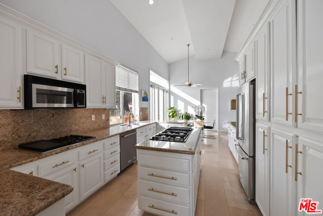 Image 11 of 57 For 2671 Astral Drive