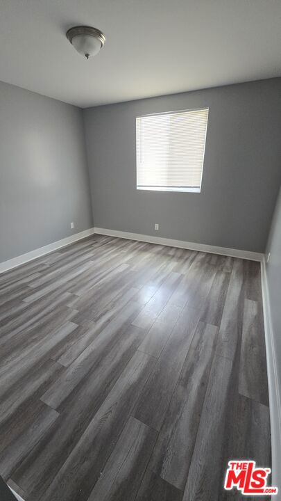 11164 S Figueroa Street, Los Angeles CA: https://media.crmls.org/mediaz/436f56e2-d543-4f64-9905-43d86734b51d.jpg