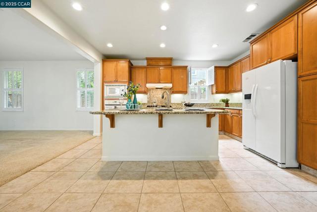 630 Oscar St, Vallejo CA: https://media.crmls.org/mediaz/436f97ff-fcbb-424a-8b6d-89e72cce4ae7.jpg