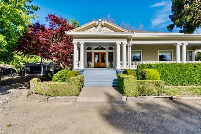 610 San Felipe Road, Gilroy CA: https://media.crmls.org/mediaz/43713d0f-8517-41d4-8d2d-5e81d9f0a887.jpg