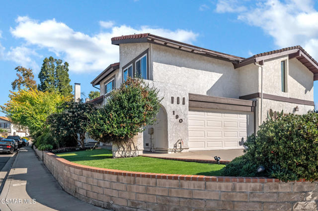 190 Donegal Avenue, Newbury Park CA: https://media.crmls.org/mediaz/43714c94-3ca0-4fbc-8b92-6f8ba9bf7d66.jpg