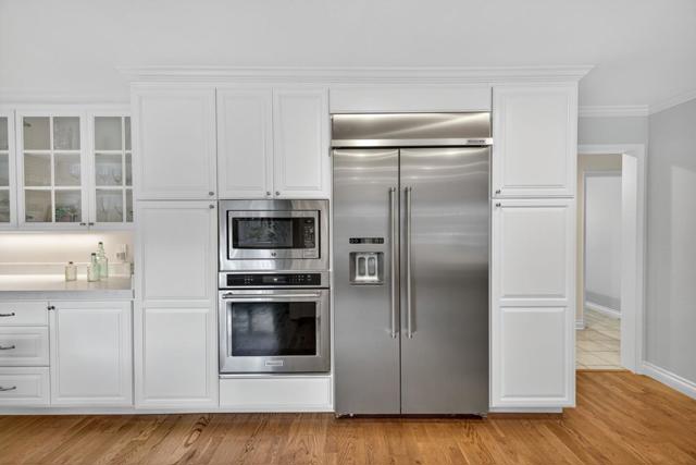 6575 Jeremie Drive, San Jose CA: https://media.crmls.org/mediaz/437188e8-79b6-4d16-b61b-73f751ae8c67.jpg
