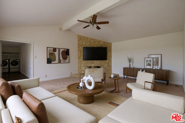 8048 Stewart Avenue, Los Angeles CA: https://media.crmls.org/mediaz/4371939b-9efc-4e22-ae5a-5728dc8b4abe.jpg