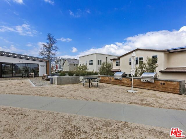 27457 Flycatcher Place, Valencia CA: https://media.crmls.org/mediaz/4373317f-05c2-495f-9ba4-30f749ef6899.jpg