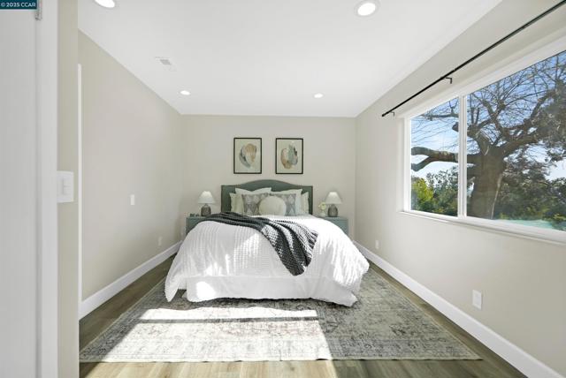 5929 Harbor View Ave, San Pablo CA: https://media.crmls.org/mediaz/437491ac-a6dd-4029-b252-c36a51635e57.jpg