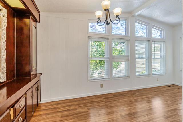 812 W Clover Road, Tracy CA: https://media.crmls.org/mediaz/437601d1-9776-4e80-a793-4768d4510569.jpg