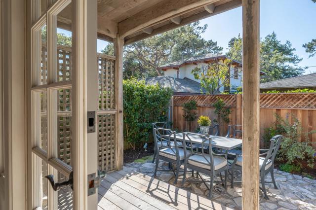 0 Casanova 4 NW of 13th Street, Carmel CA: https://media.crmls.org/mediaz/43787578-4899-4bed-97fb-479f2d5424fa.jpg