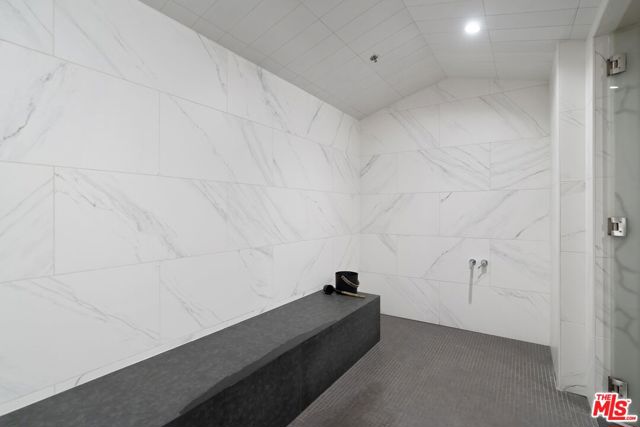 877 Francisco Street, Los Angeles CA: https://media.crmls.org/mediaz/4378806a-57e0-45ca-b0ba-6643b1f92601.jpg