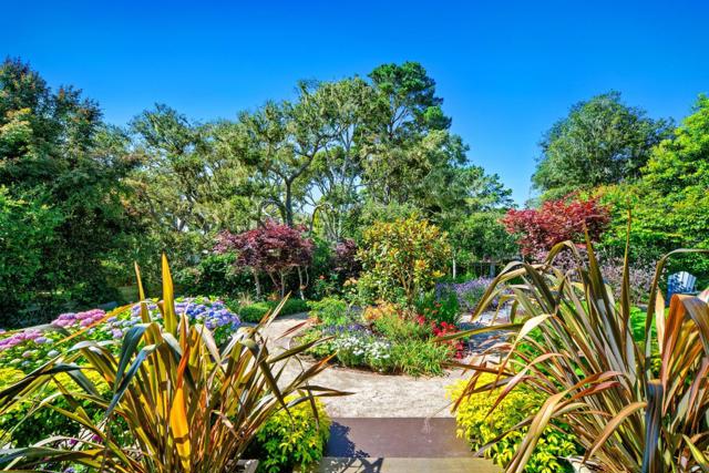 2892 Lasauen Road, Pebble Beach CA: https://media.crmls.org/mediaz/437ab2cf-f0a5-4d49-9821-abba41de0261.jpg