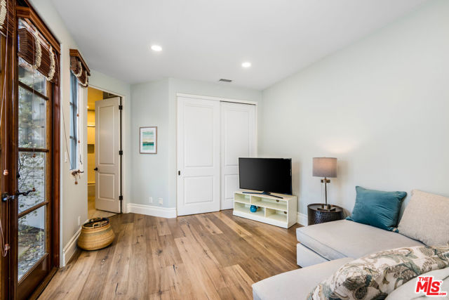 1028 9th Street, Manhattan Beach, California 90266, 5 Bedrooms Bedrooms, ,5 BathroomsBathrooms,Residential,Sold,9th,25532263