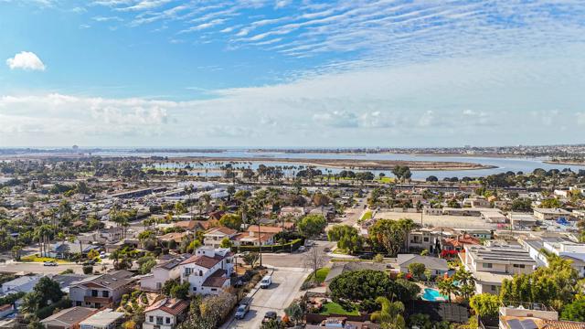 2307 Galveston St., San Diego, California 92110, 3 Bedrooms Bedrooms, ,2 BathroomsBathrooms,Single Family Residence,For Sale,Galveston St.,240028384SD