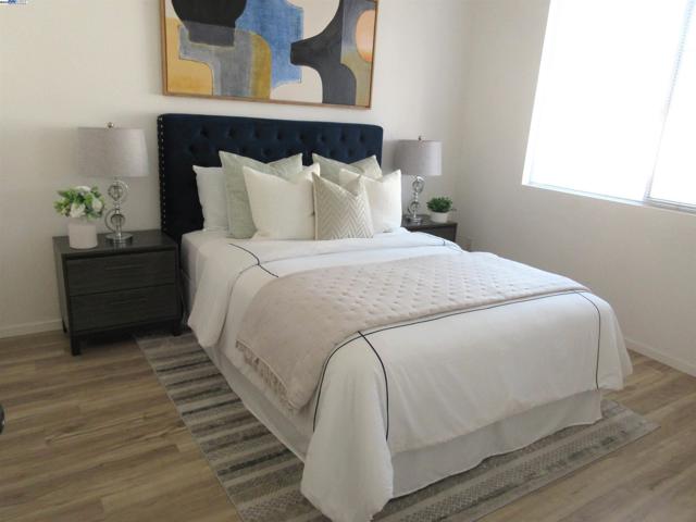 1098 Esparanza Way, San Jose CA: https://media.crmls.org/mediaz/437cf2dc-2028-4d3f-aa61-d154de31db17.jpg