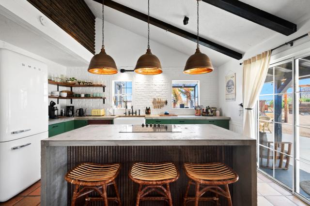 Image 6 of 39 For 5177 Roy Rogers Road