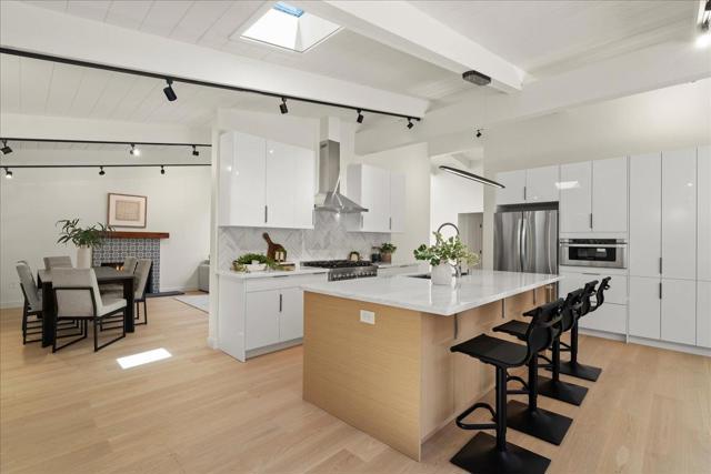 1362 Egret Drive, Sunnyvale CA: https://media.crmls.org/mediaz/437fe0d7-2955-4da8-9949-1086c929926c.jpg