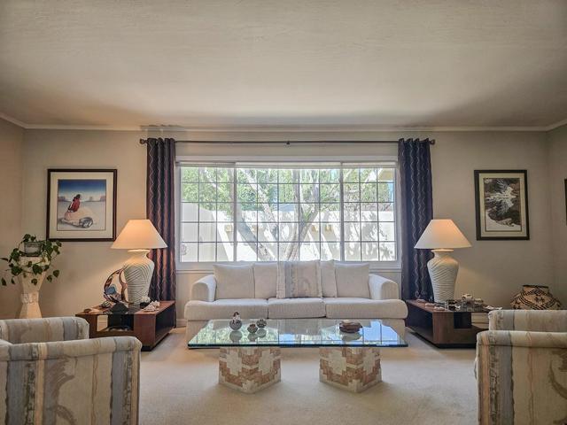 6128 Corte De La Reina, San Jose CA: https://media.crmls.org/mediaz/4381311c-6cb6-437f-a290-3f3333065c67.jpg