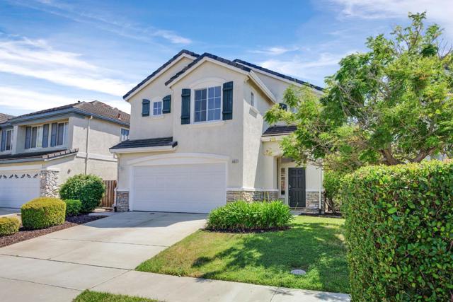36075 Crystal Springs Drive, Newark CA: https://media.crmls.org/mediaz/4381e35a-58fa-44a8-af3b-77e98761acf7.jpg