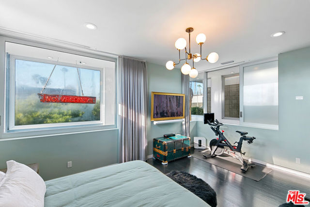 1430 Abbot Kinney Boulevard, Venice CA: https://media.crmls.org/mediaz/4383938b-7798-4f74-9a04-1e13c0ca9b0e.jpg