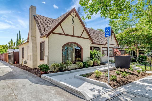 1044 Lincoln Avenue, San Jose CA: https://media.crmls.org/mediaz/4383c858-ffa5-44a9-8c53-51ddc09fdea3.jpg