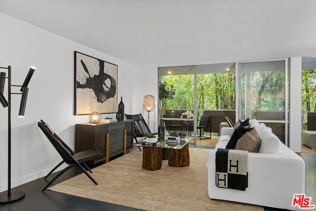 Image 3 for 850 N Kings Rd #204, West Hollywood, CA 90069