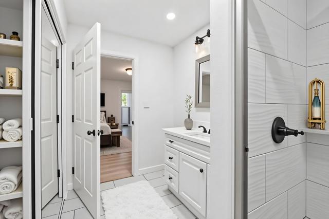 3405 Bellevue Drive, Modesto CA: https://media.crmls.org/mediaz/43849583-4604-499f-95cf-e8acf301179b.jpg