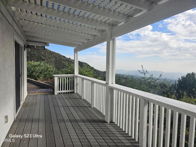 Detail Gallery Image 7 of 36 For 2708 Pinelawn Dr, La Crescenta,  CA 91214 - 4 Beds | 3 Baths