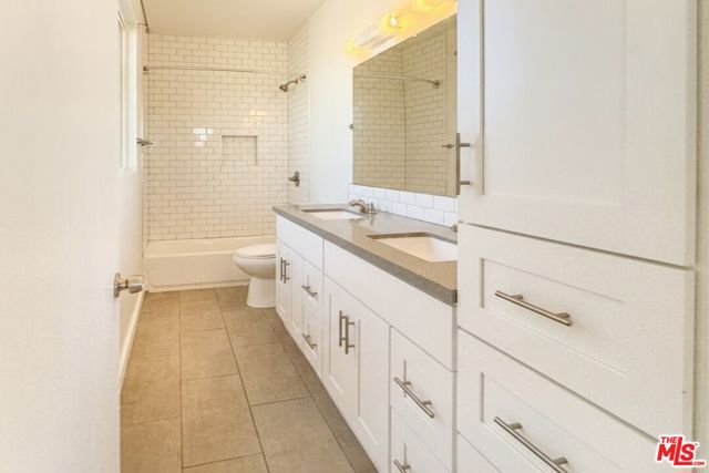 6178 Aldama Street, Los Angeles CA: https://media.crmls.org/mediaz/4386993e-caac-40c3-abfe-6eba34c81744.jpg