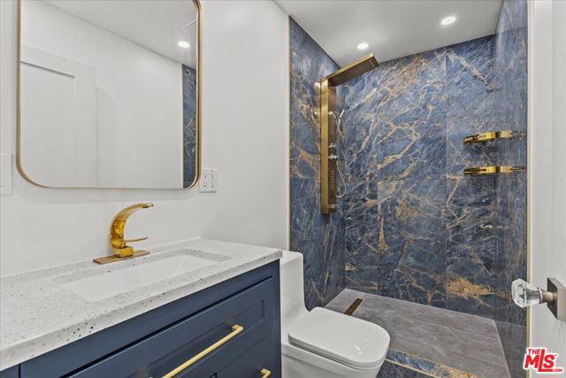 8600 Farralone Avenue, West Hills CA: https://media.crmls.org/mediaz/43877b43-430c-4bd0-979b-2825162985e6.jpg
