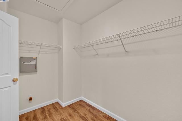 100 Arroyo Ct, Union City CA: https://media.crmls.org/mediaz/4388b24b-bc9d-4e20-93ca-490d6d639245.jpg