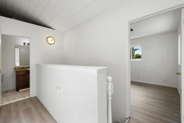 639 Douglas Avenue, Redwood City CA: https://media.crmls.org/mediaz/43899f60-478f-40a2-ab05-3aead91eda0e.jpg