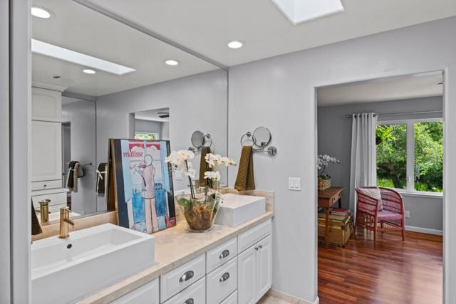 867 Grove Street, Monterey CA: https://media.crmls.org/mediaz/438a8b25-7ce9-4cb5-ba65-0c558baa1917.jpg