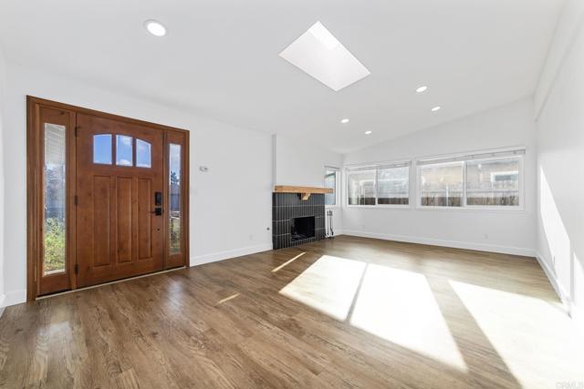 8324 Calle Calzada, San Diego CA: https://media.crmls.org/mediaz/438b10fa-1c66-45bd-a955-2422bf2c4aaf.jpg