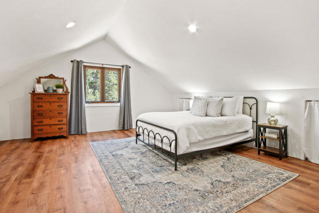 43630 Rainbow Lane, Angelus Oaks CA: https://media.crmls.org/mediaz/438d6538-1bbb-470f-85c4-23a015ff0abd.jpg