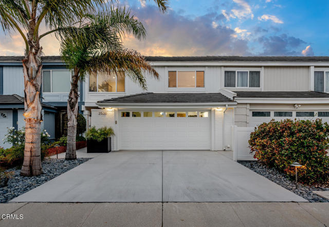 Detail Gallery Image 1 of 1 For 2520 Oldham Cir, Oxnard,  CA 93035 - 3 Beds | 2/1 Baths