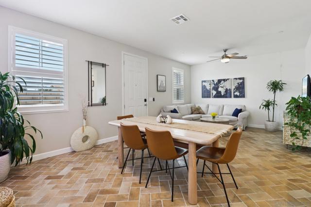 511 Surfbird Ln, Imperial Beach CA: https://media.crmls.org/mediaz/438e0365-5201-4ce7-b834-bd9861500b04.jpg