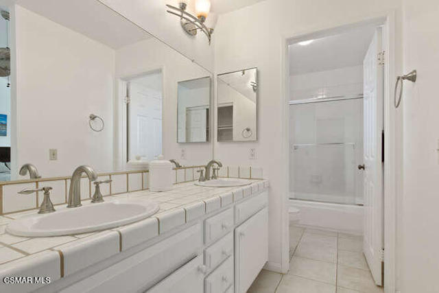 5837 Cochran Street, Simi Valley CA: https://media.crmls.org/mediaz/438f1c39-bc6d-452a-97d2-e071d3aae8fc.jpg