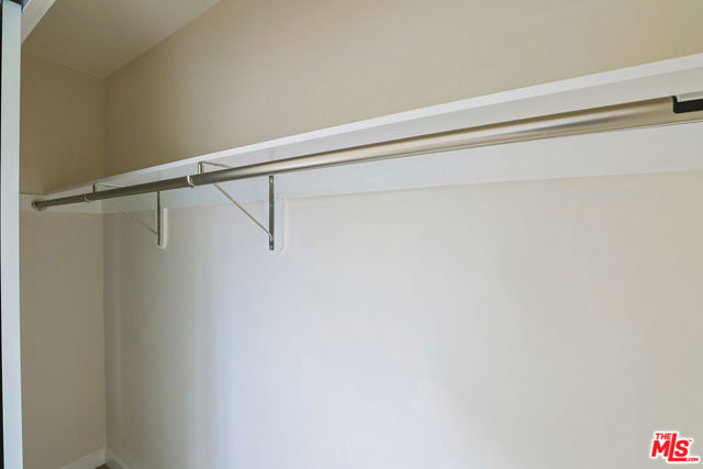 1277 W 23rd Street, Los Angeles CA: https://media.crmls.org/mediaz/438fbcd2-32d6-4aef-be86-f9877debb392.jpg